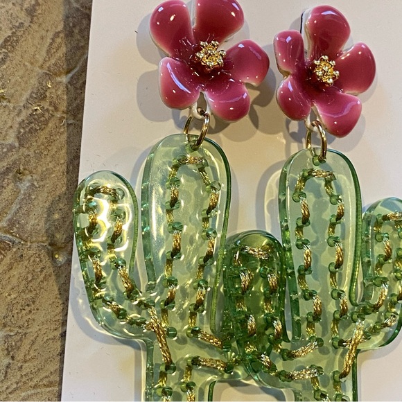 Betsey Johnson Hola To Love Cactus Flower Statement Post Earrings NWT - Picture 8 of 9